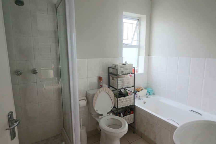 2 Bedroom Property for Sale in Parklands Western Cape